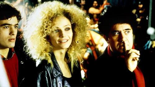 欧美劲爆视频在线,盘点最新热门舞蹈音乐，燃爆你的视听盛宴！