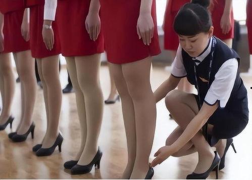 丝袜空姐真写,揭秘空中时尚传奇