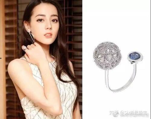 女明星都带什么戒指,揭秘女明星们的时尚戒指搭配