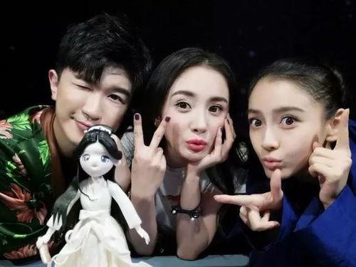 闺蜜进了娱乐圈吃瓜,娱乐圈吃瓜盛宴即将开启!